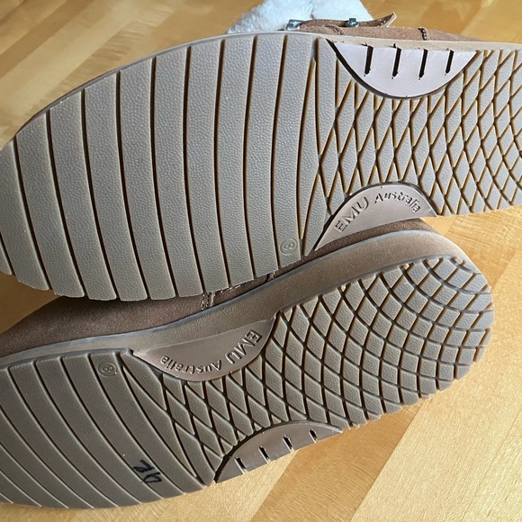 Emu Australia booties Size 8 - Picture 7 of 9